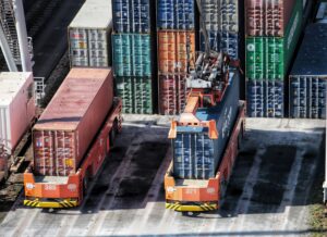 Read more about the article 自動導引車（AGV）於倉儲內部搬運的應用分析