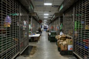 Read more about the article 影片案例：舊有系統如何無縫接軌全新穿梭車倉儲系統